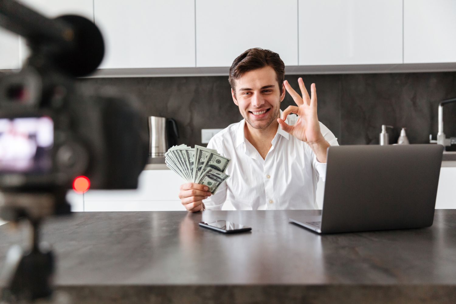Why Affiliate Marketing News Today Boosts Passive Income